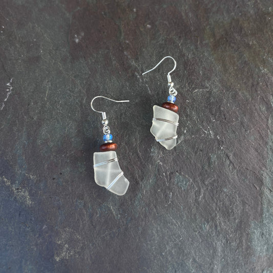 Cuentas de madera blancas y vintage