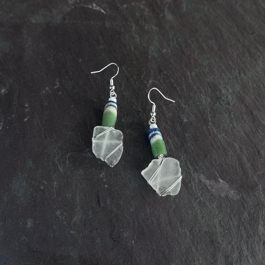 Vintage con cuentas blancas