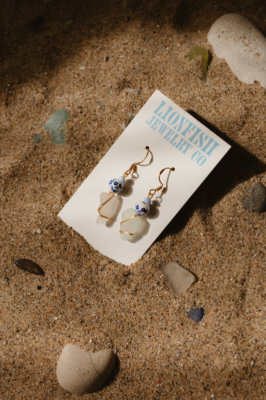 Gold and Blue Porcelain