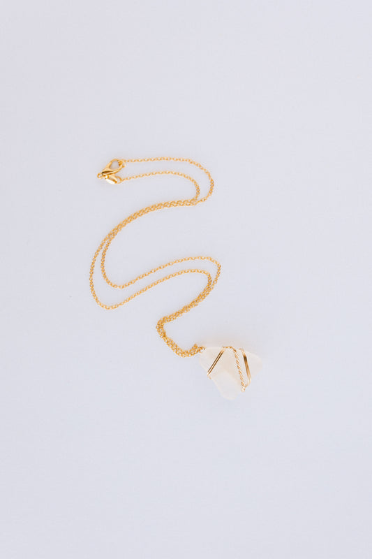 White and Gold Necklace